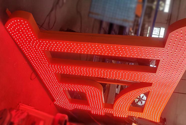 �Lɳ�_�װl���֏S�� LED��¶���l���ֶ��Ƽӹ�