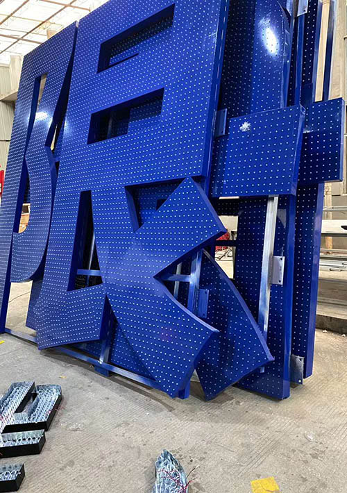 長沙外露燈發光字