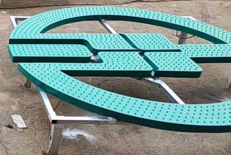 ���Ͱl����